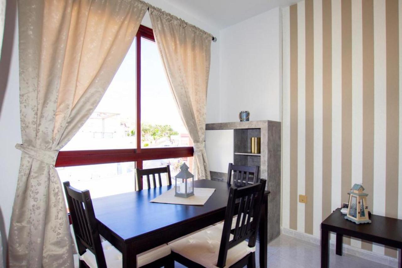 Vip Holidays Morro Jable Beach & Center 1 Exterior photo